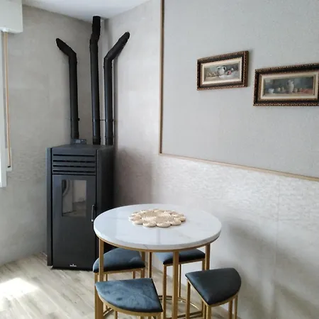 La Casita * Frias